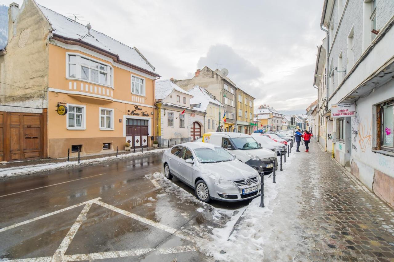 Kronhaus Braşov Eksteriør billede